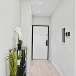 Galeria's Rooms, Tirana, Self Check-in * Tiran