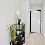Daire Galeria's Rooms, Tirana, Self Check-in *
