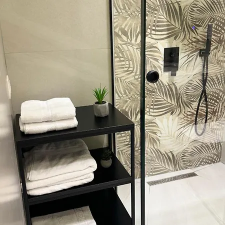 شقة Galeria's Rooms, Tirana, Self Check-in تيرانا