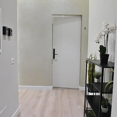 Galeria's Rooms, Tirana, Self Check-in *