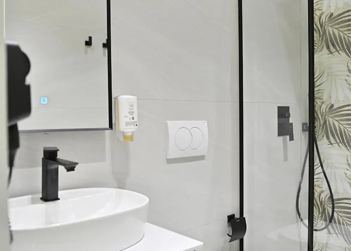 Galeria's Rooms, Tirana, Self Check-in דירה *