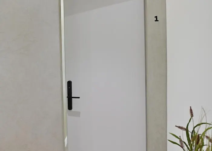 דירה Galeria's Rooms, Tirana, Self Check-in טיראנה