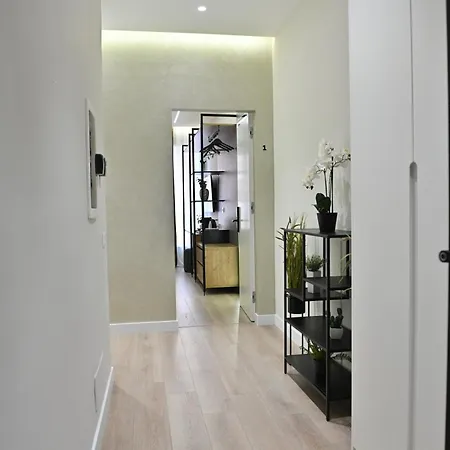 Galeria's Rooms, Tirana, Self Check-in Appartement *