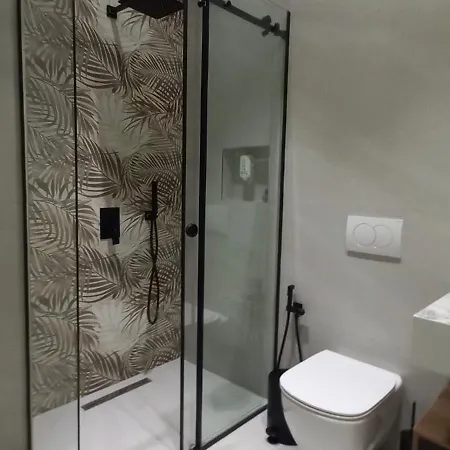 Galeria's Rooms, Tirana, Self Check-in Tirana