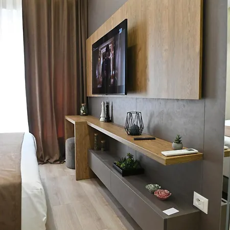 Galeria's Rooms, Tirana, Self Check-in Apartment *