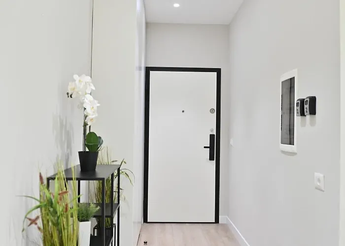 Galeria's Rooms, Tirana, Self Check-in * Tirana