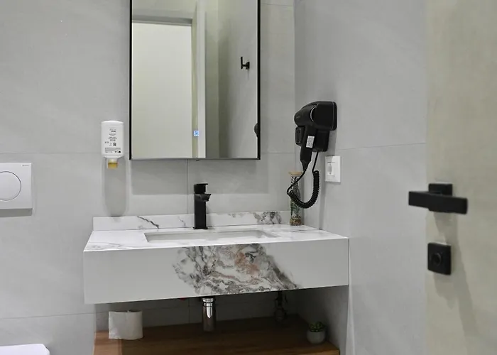 Galeria's Rooms, Tirana, Self Check-in * Tirana