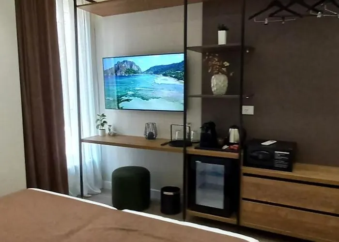 Galeria's Rooms, Tirana, Self Check-in ティラナ